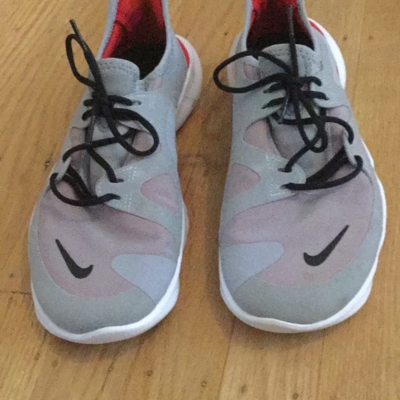 Nike Free Run Shoes - Picture 3 of 4